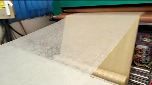 墻布單面復(fù)合背膠.jpg 墻布單面復(fù)合背膠.jpg